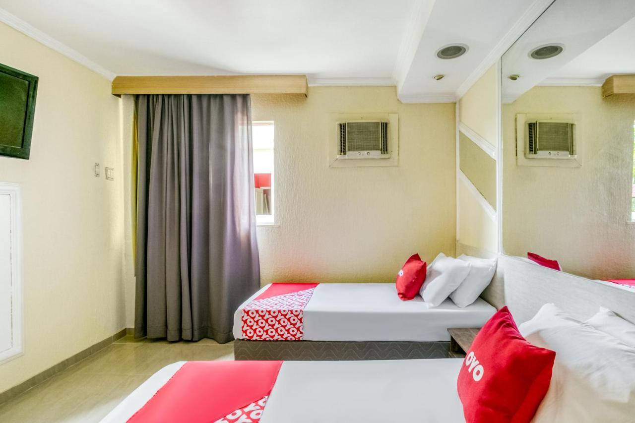 Oyo Nobs Hotel, 圣若昂迪梅里蒂 外观 照片